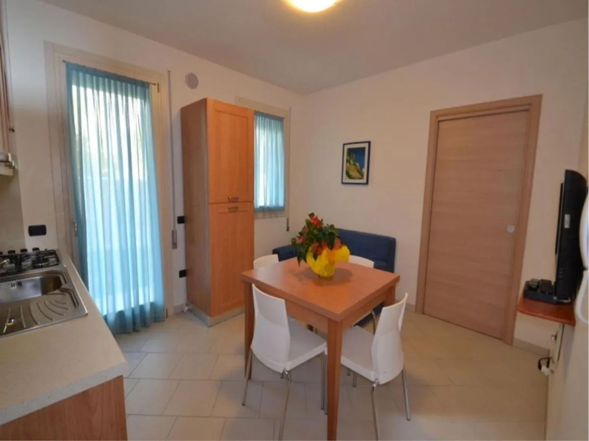 Modern Flat With Private Garden In Rosolina Mare 0*,  Italy